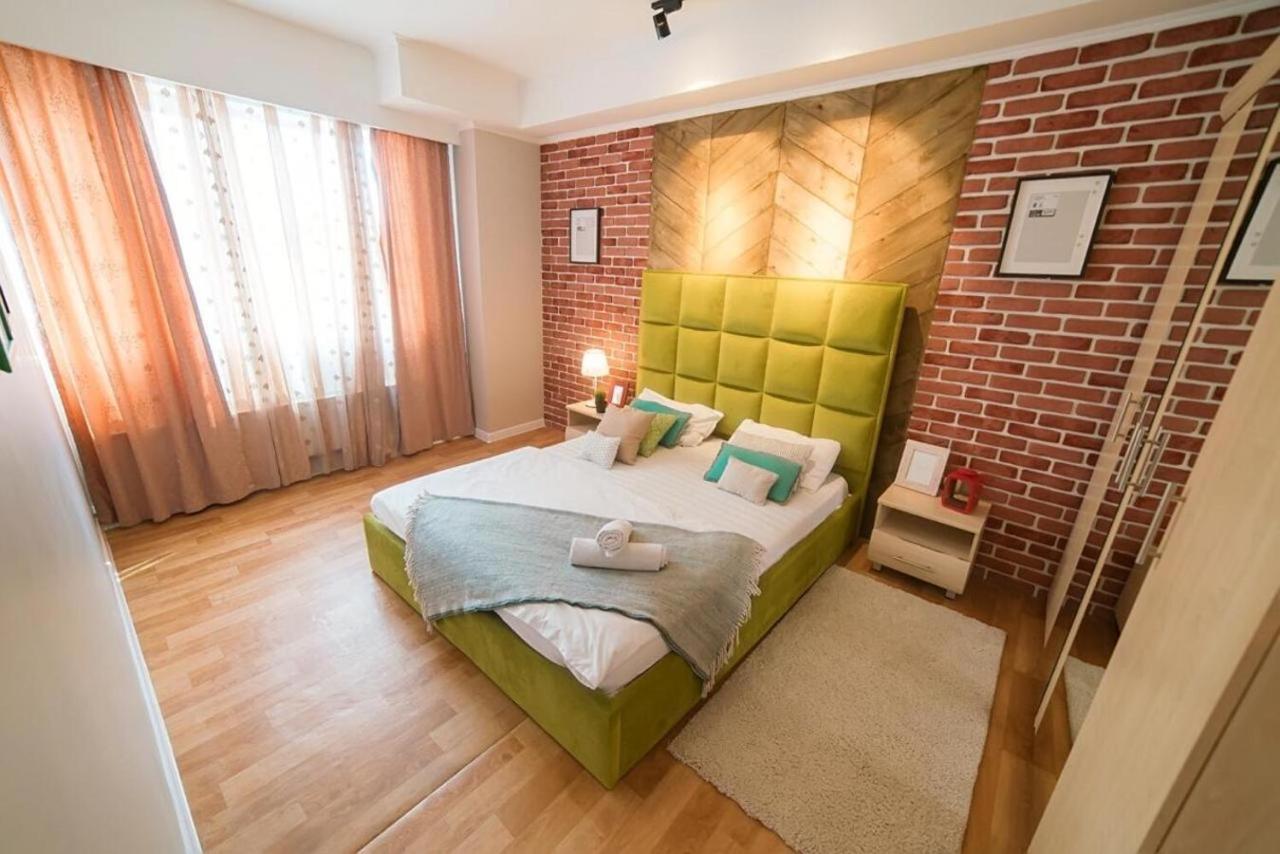 Manica Mega Towers Apartment Almaty Ngoại thất bức ảnh