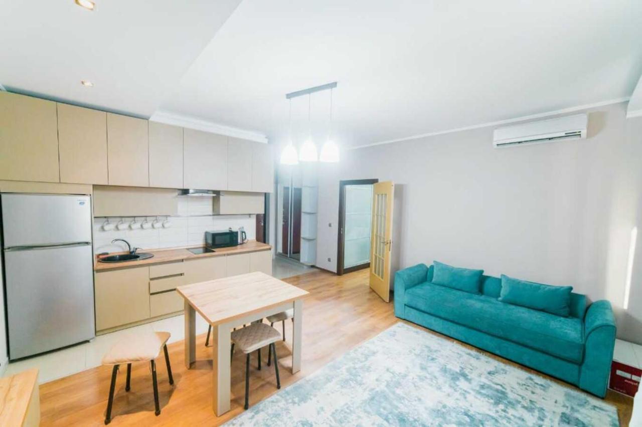 Manica Mega Towers Apartment Almaty Ngoại thất bức ảnh