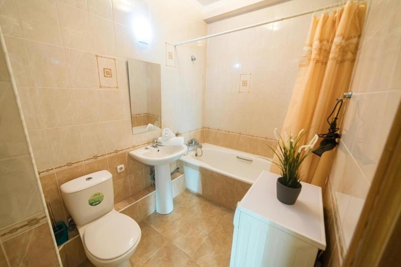 Manica Mega Towers Apartment Almaty Ngoại thất bức ảnh