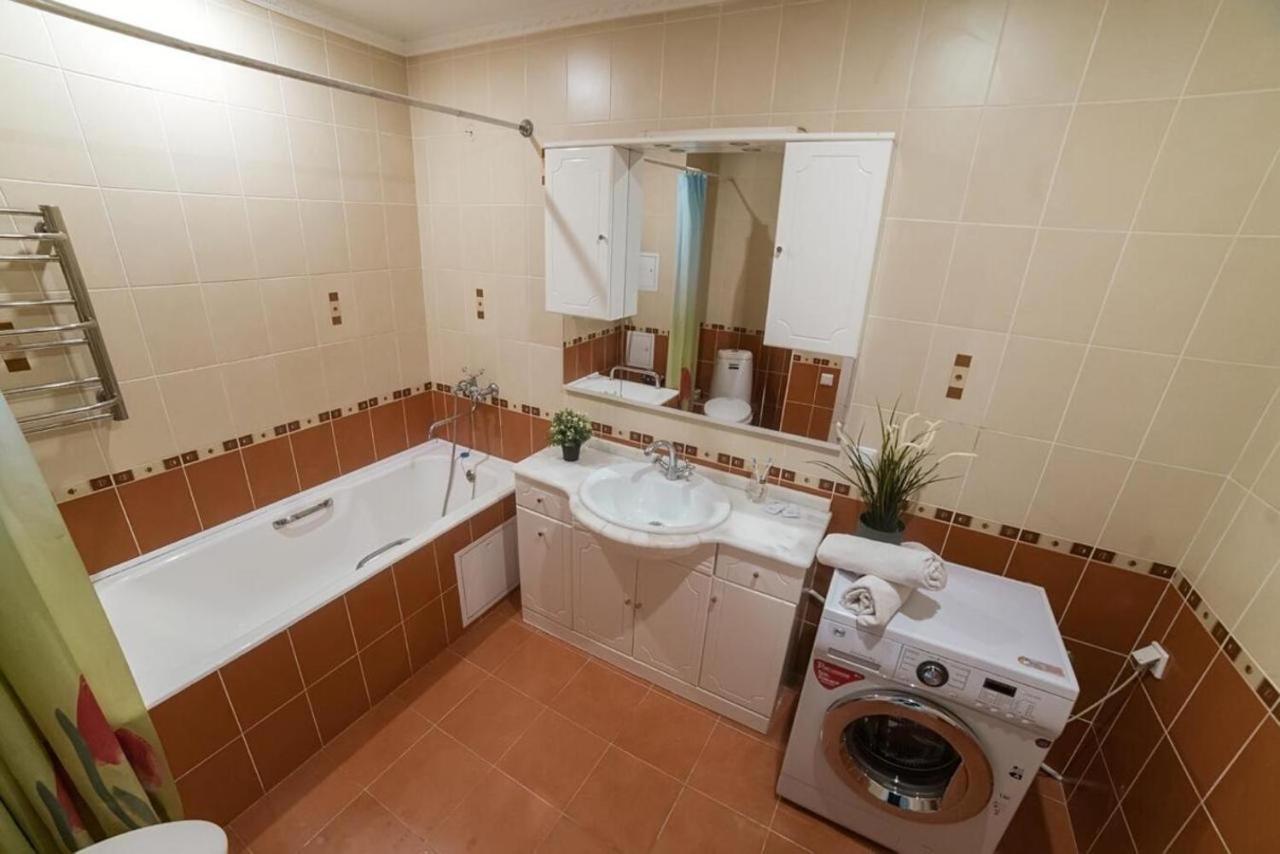Manica Mega Towers Apartment Almaty Ngoại thất bức ảnh