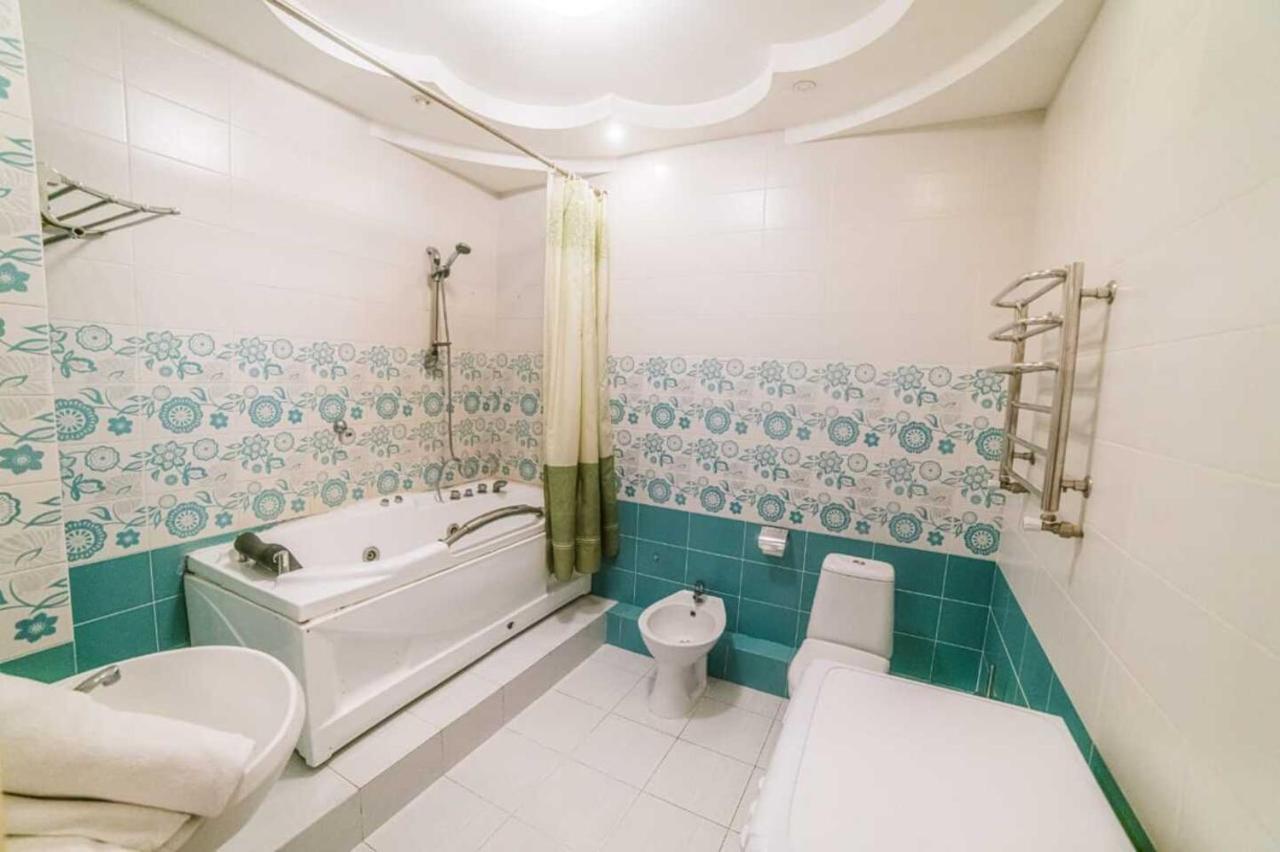 Manica Mega Towers Apartment Almaty Ngoại thất bức ảnh
