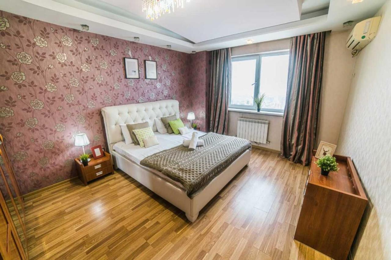 Manica Mega Towers Apartment Almaty Ngoại thất bức ảnh