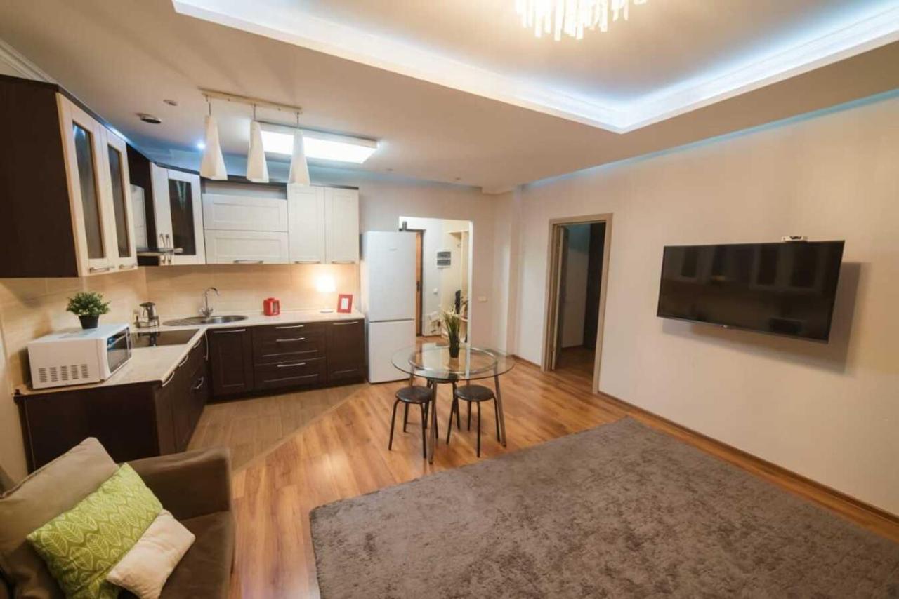 Manica Mega Towers Apartment Almaty Ngoại thất bức ảnh