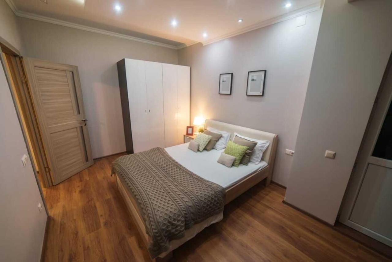 Manica Mega Towers Apartment Almaty Ngoại thất bức ảnh