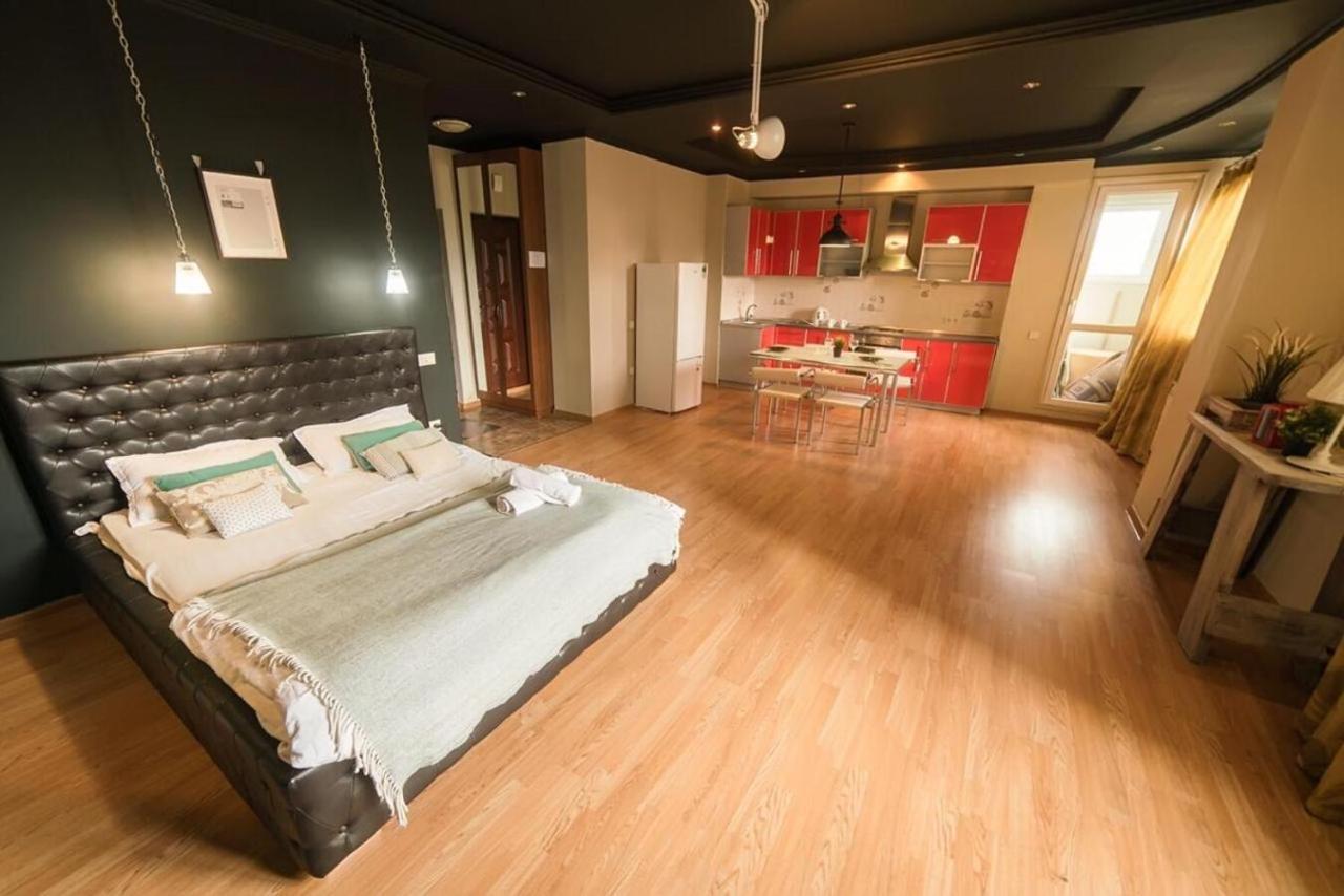 Manica Mega Towers Apartment Almaty Ngoại thất bức ảnh