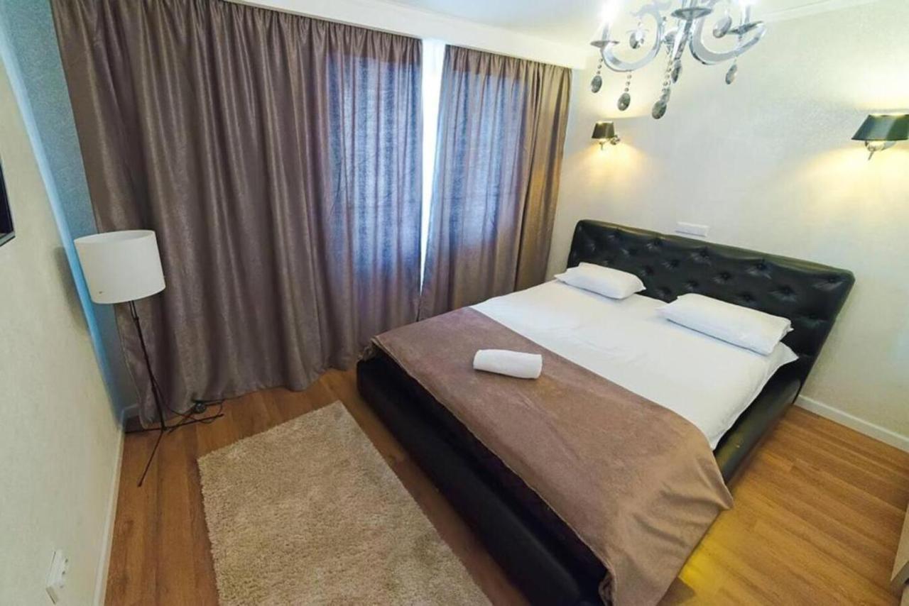 Manica Mega Towers Apartment Almaty Ngoại thất bức ảnh