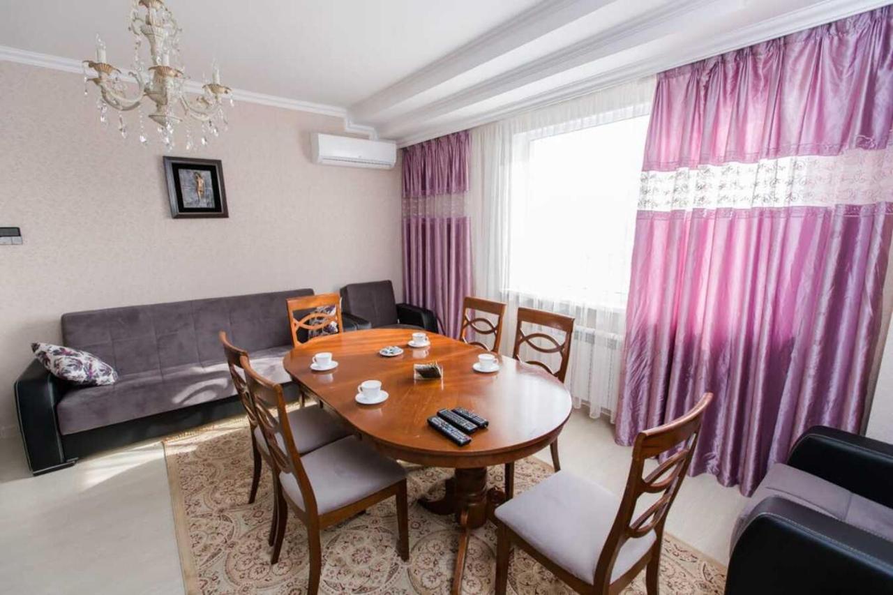 Manica Mega Towers Apartment Almaty Ngoại thất bức ảnh
